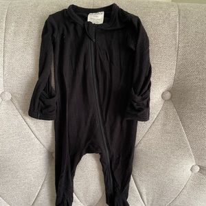 Basic Zipper Footie by SpearmintLOVE